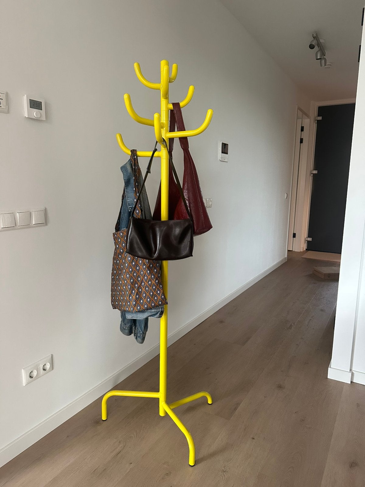 Kapstok, geel, retro, vintage, funky, ikea, Huis en Inrichting, Woonaccessoires | Kapstokken, Zo goed als nieuw, Metaal, 150 tot 200 cm