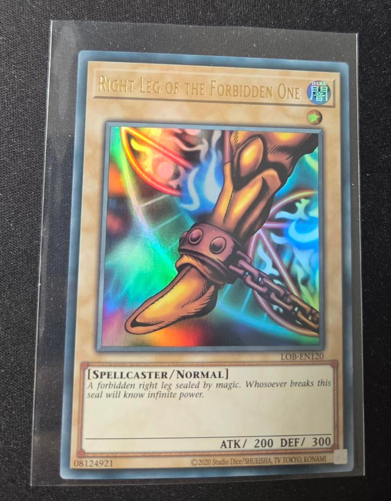Right Leg of the Forbidden One LOB-EN120 Ultra Rare, Hobby en Vrije tijd, Verzamelkaartspellen | Yu-gi-Oh!, Ophalen of Verzenden