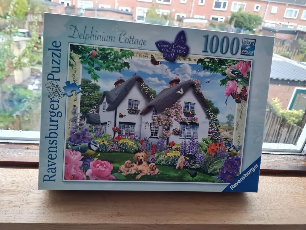 Ravensburger Delphinium Cottage puzzel 1000 stukjes, Ophalen of Verzenden, 500 t/m 1500 stukjes, Zo goed als nieuw, Legpuzzel