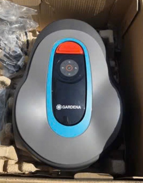 Gardena Minimo 250 robotmaaier, Ophalen of Verzenden, Gebruikt, Minder dan 30 cm
