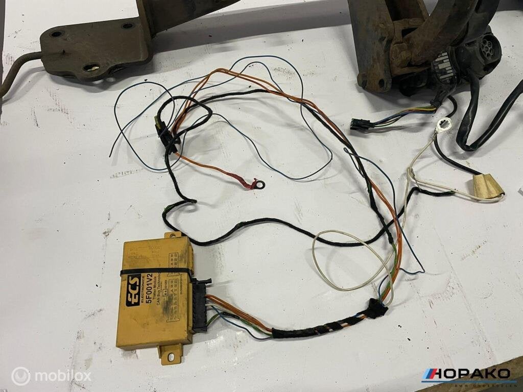 Trekhaak BMW 1 serie E81 E82 E87 E88, Gebruikt, Einsteinlaan 5 rijswijk, Bmw, Ophalen of Verzenden