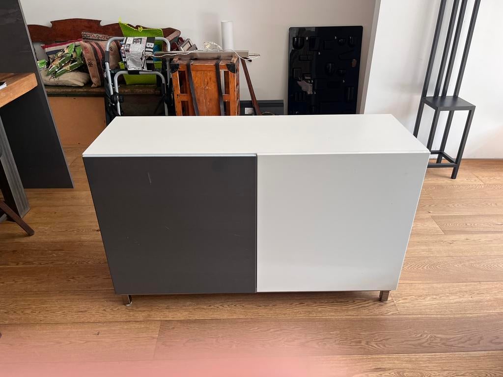 IKEA BESTA basiselement wit met grijze en witte deur, Ophalen, Gebruikt