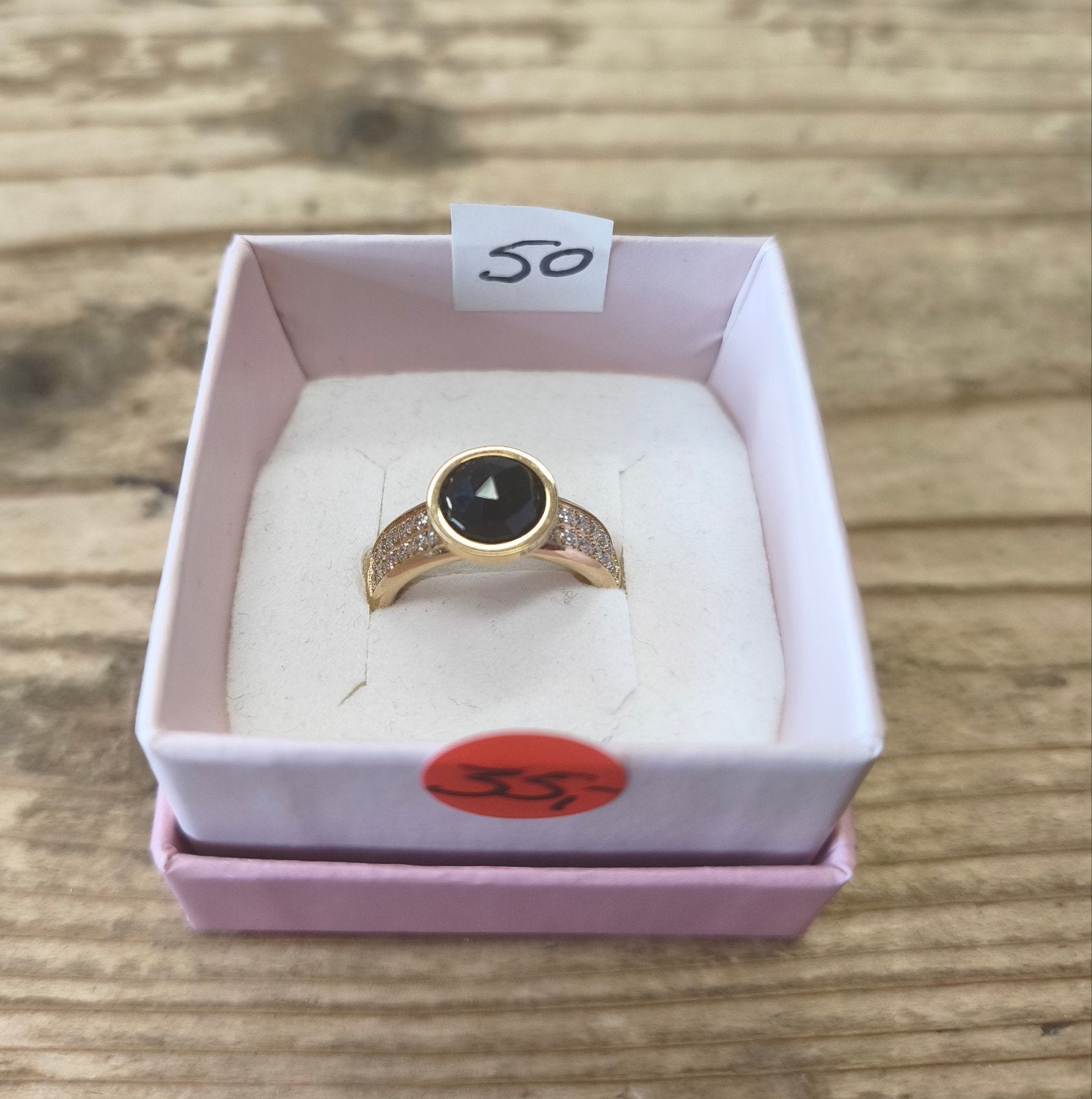 Melano Ring met Zwarte Steen en Strass maat 50, IJzer of Staal, Nieuw, Ophalen of Verzenden, 17 tot 18