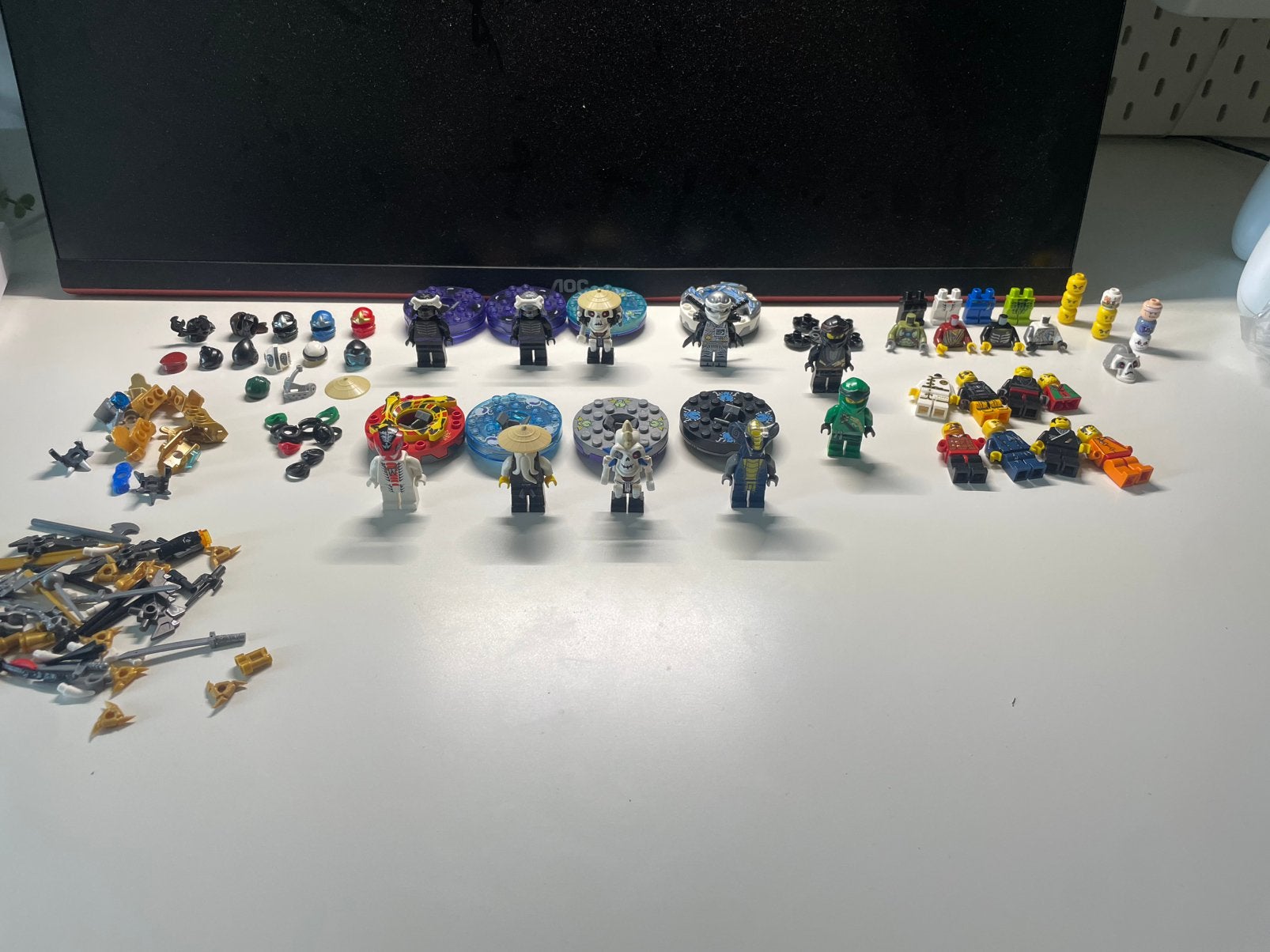 LEGO Ninjago Minifguren met accessoires/onderdelen, Lego, Ophalen of Verzenden, Zo goed als nieuw, Minifiguur