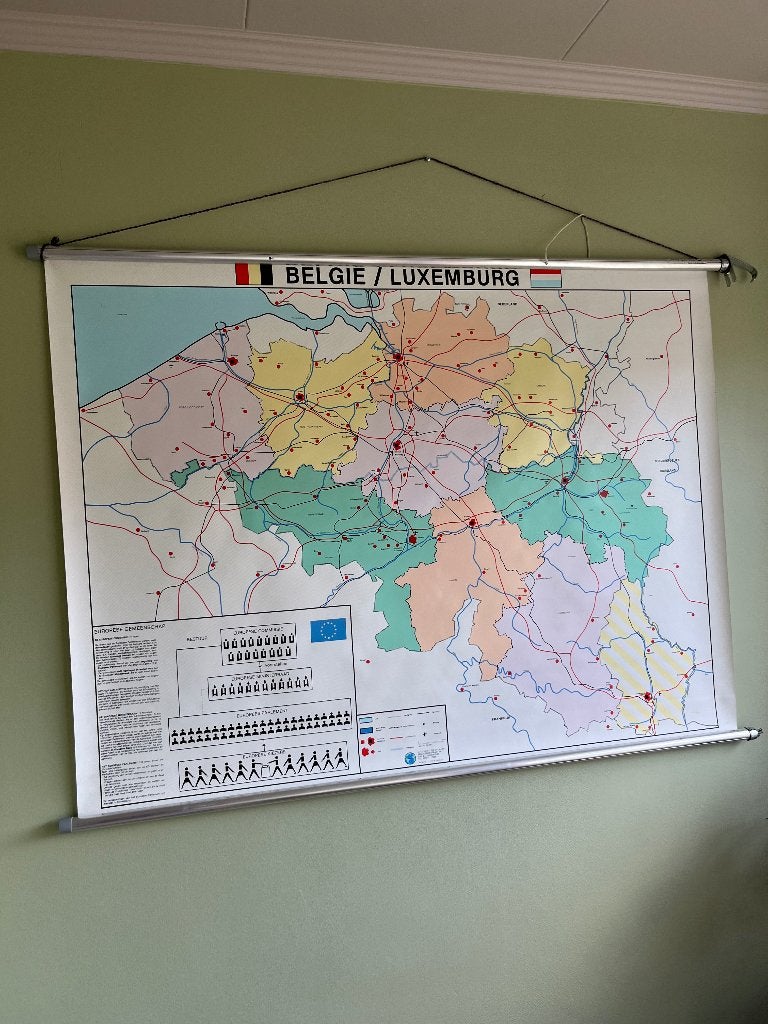 Schoolplaat België / Luxemborg, Antiek en Kunst, Ophalen, Aardrijkskunde