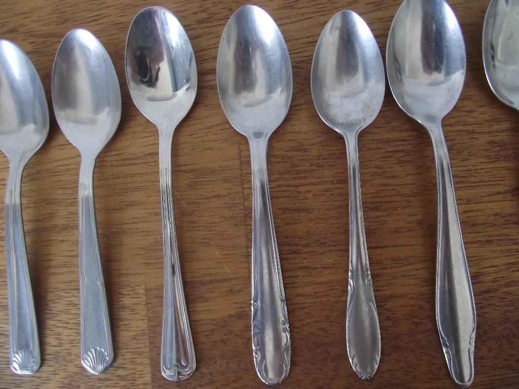 14 divers RVS sierlijk decoratie dessert lepels 14 cm p stuk, Ophalen of Verzenden