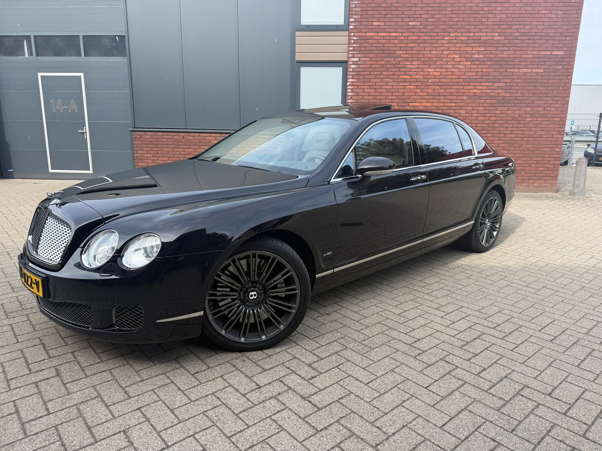 Bentley Continental Flying Spur 6.0 W12 Speed 611 PK 2009/DE, Automaat, Gebruikt, 4 stoelen, Zwart