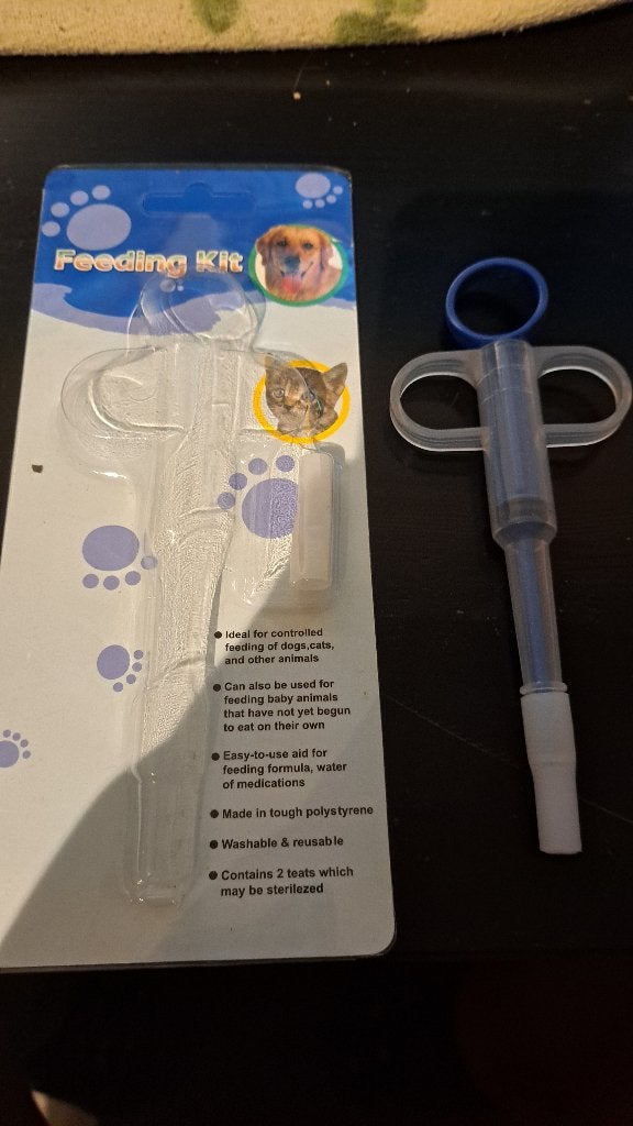 Dewormer tablet dispenser, Ophalen, Kat