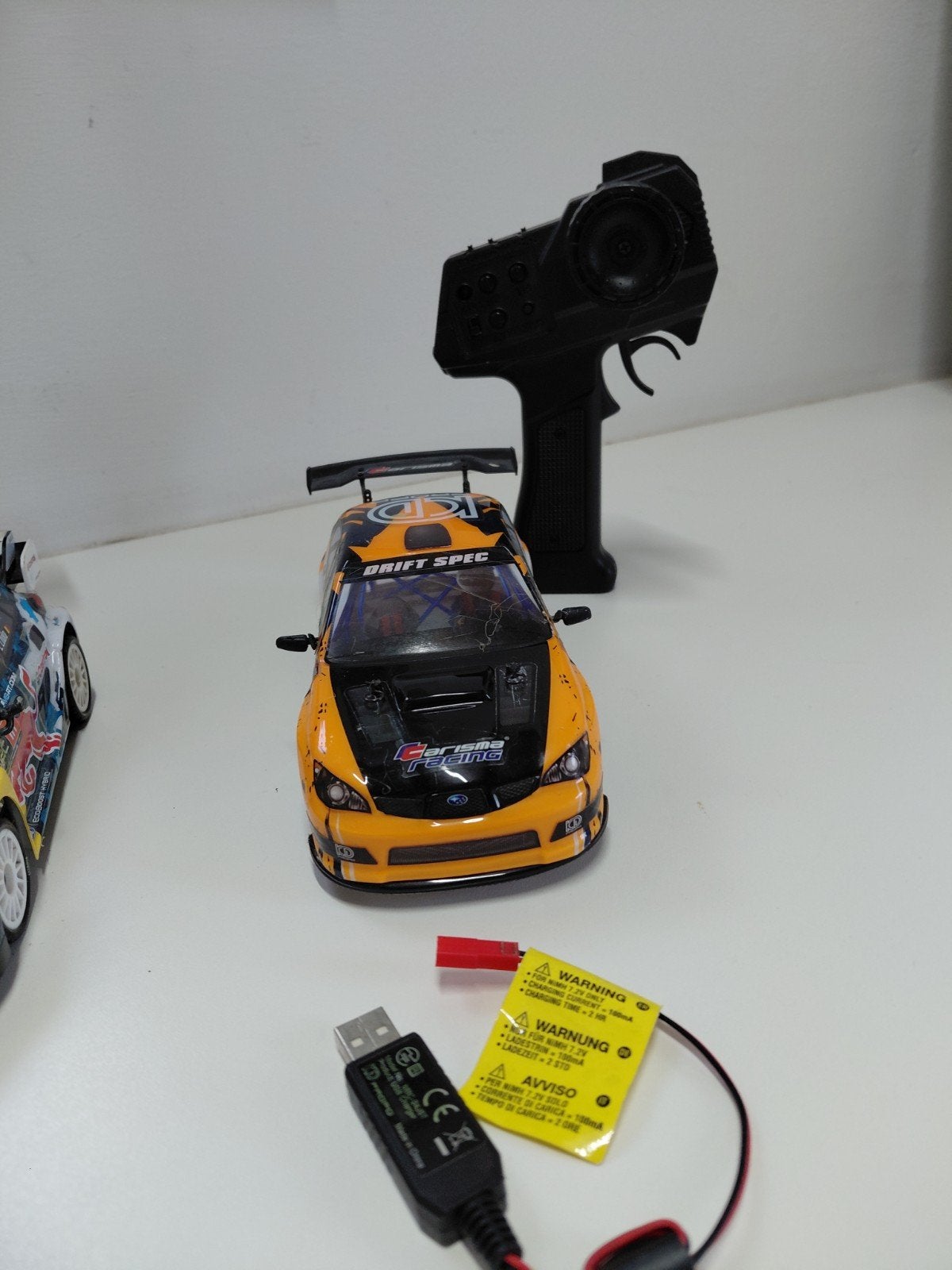 RC Drift Auto Carisma Racing met afstandsbediening, Elektro, Ophalen of Verzenden, Zo goed als nieuw, Auto onroad