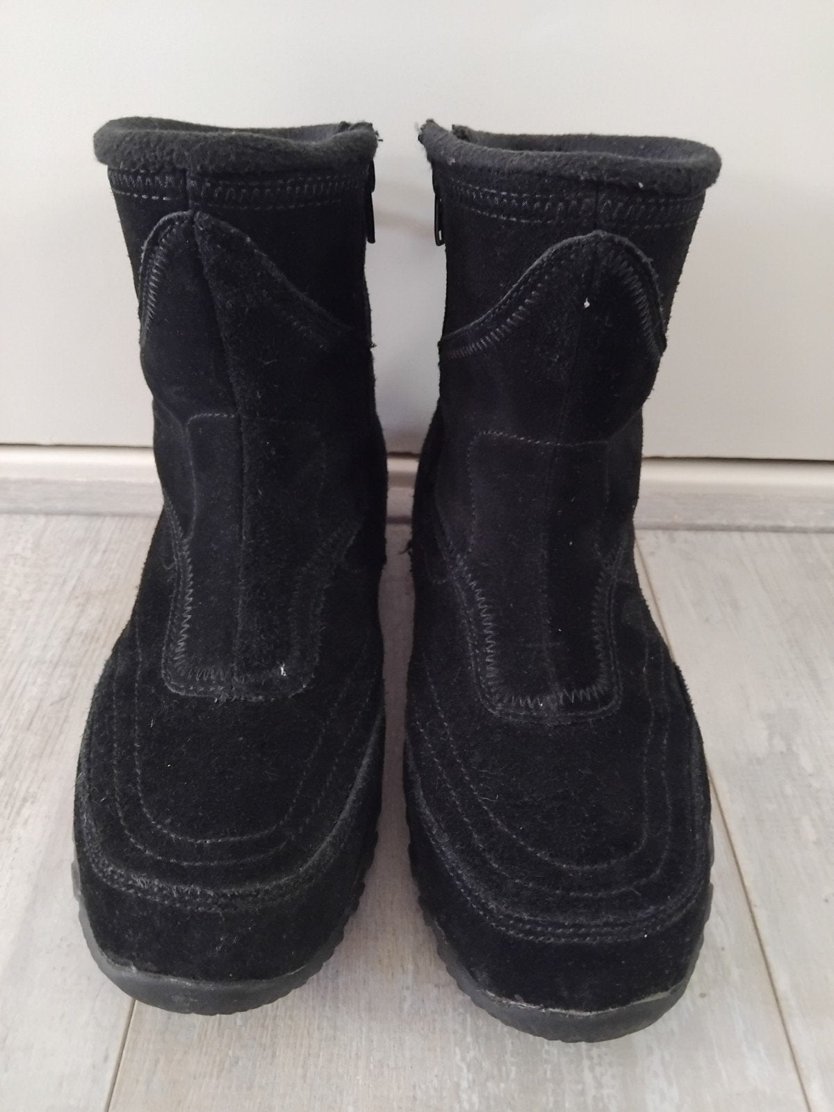 Z.G.A.N Human Nature zwarte suede winterlaarsjes- Maat 39, Zwart, Lage of Enkellaarzen, Ophalen of Verzenden, Zo goed als nieuw