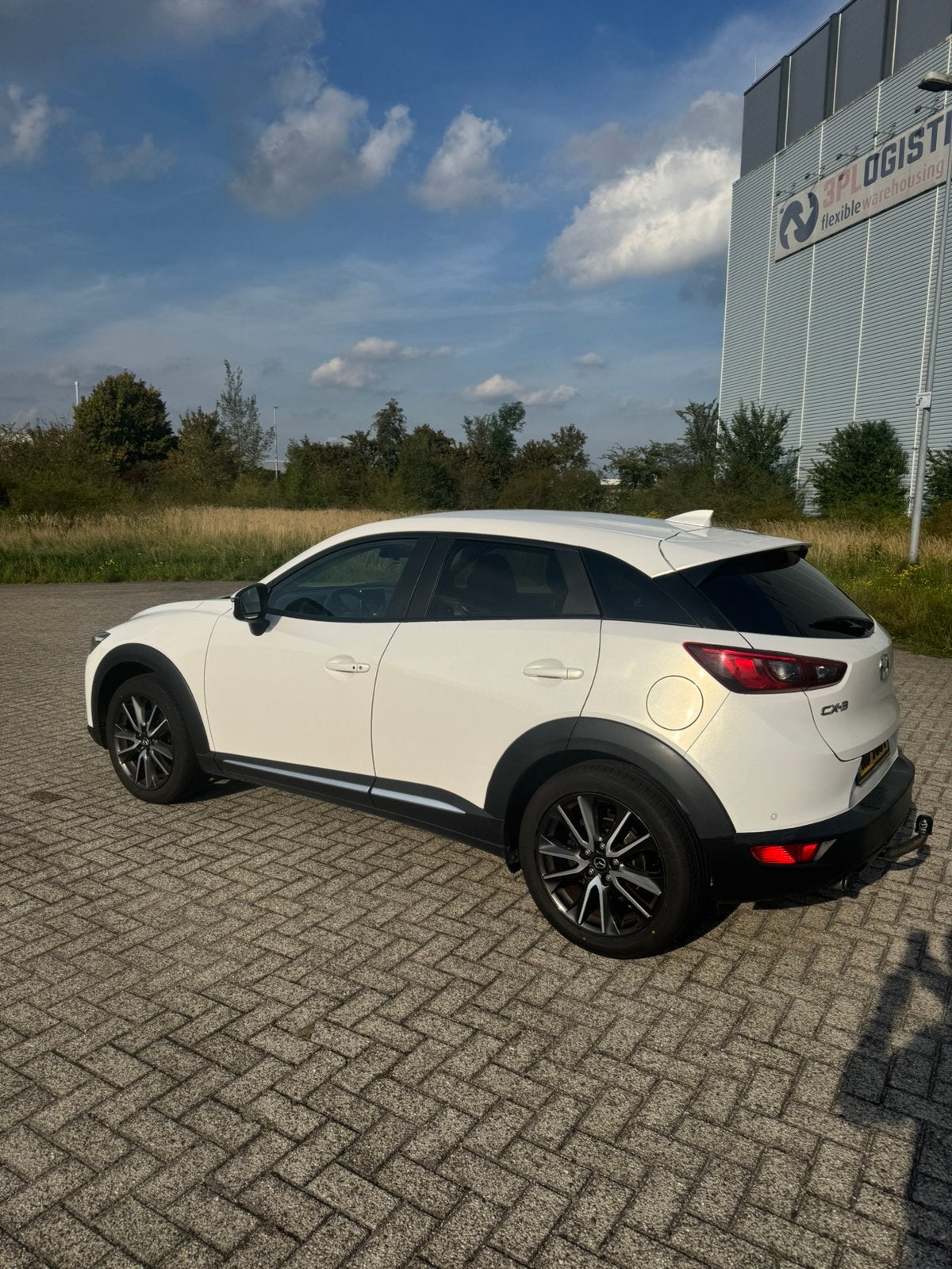 Mazda CX-3 2.0 Skyactiv-g 88KW 2017 Wit. *85000 kilometers*, Auto's, Voorwielaandrijving, 1998 cc, Zwart, 4 cilinders