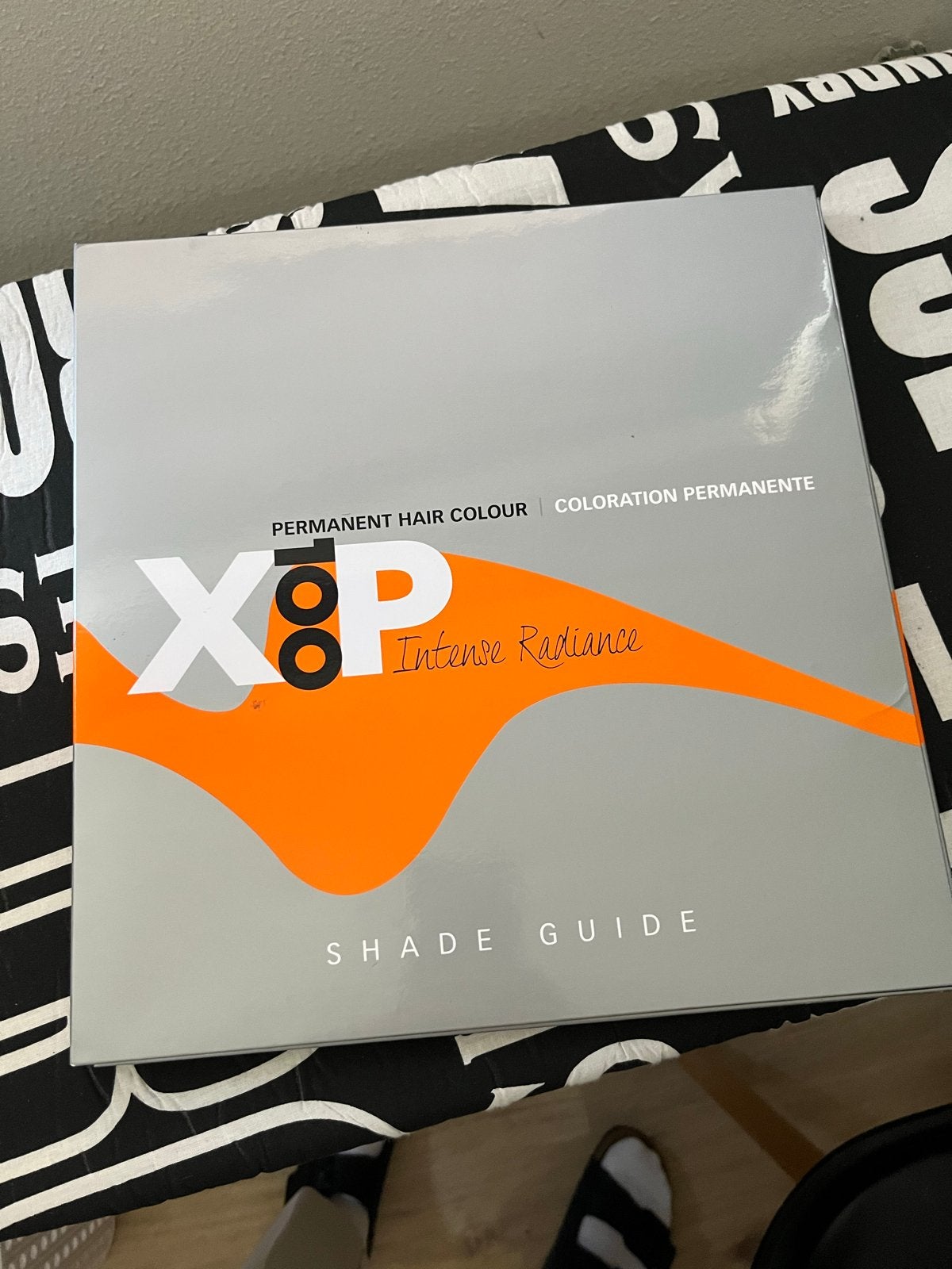 X1000 Intense Radiance Permanente Haarkleur Kleurenkaart, Ophalen, Zo goed als nieuw, Overige typen