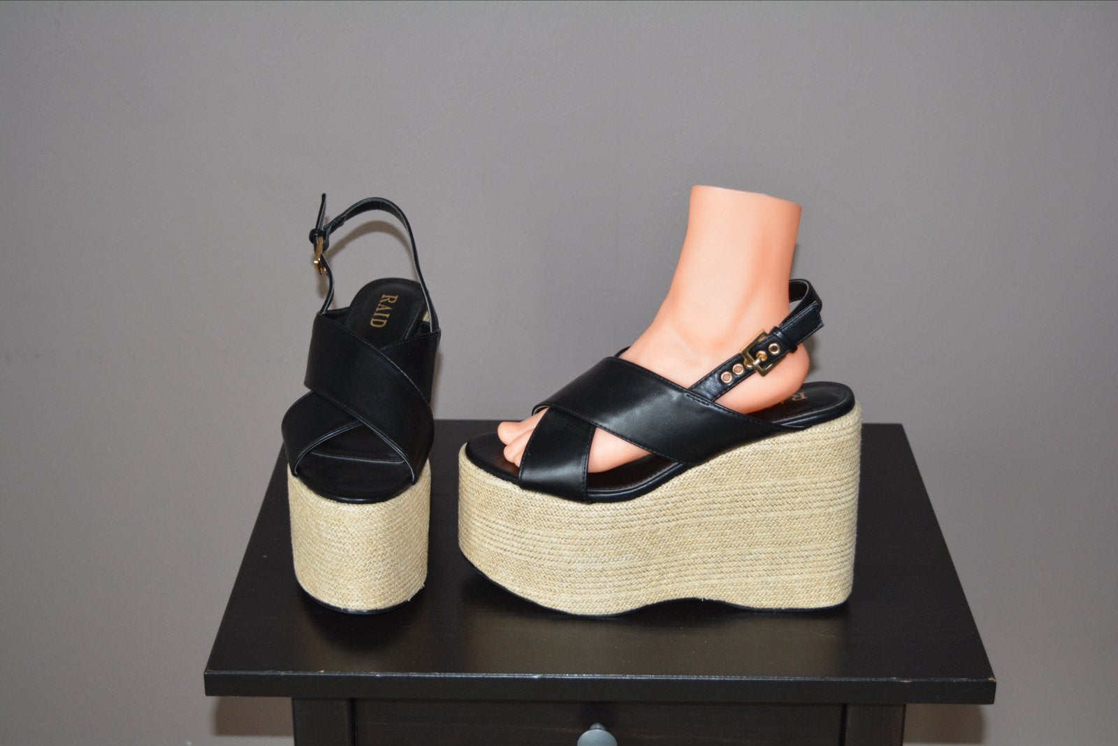 RAID London Zwarte Espadrille Plateau Sandalen maat 38, Ophalen of Verzenden, Zo goed als nieuw, Zwart, Sandalen of Muiltjes