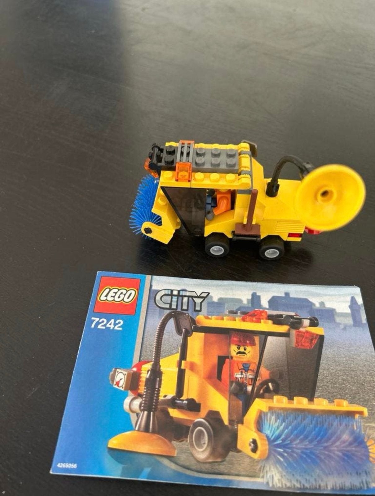 Lego City 7242 Straatveger - Compleet met instructies, Lego, Ophalen of Verzenden, Compleet, Complete set