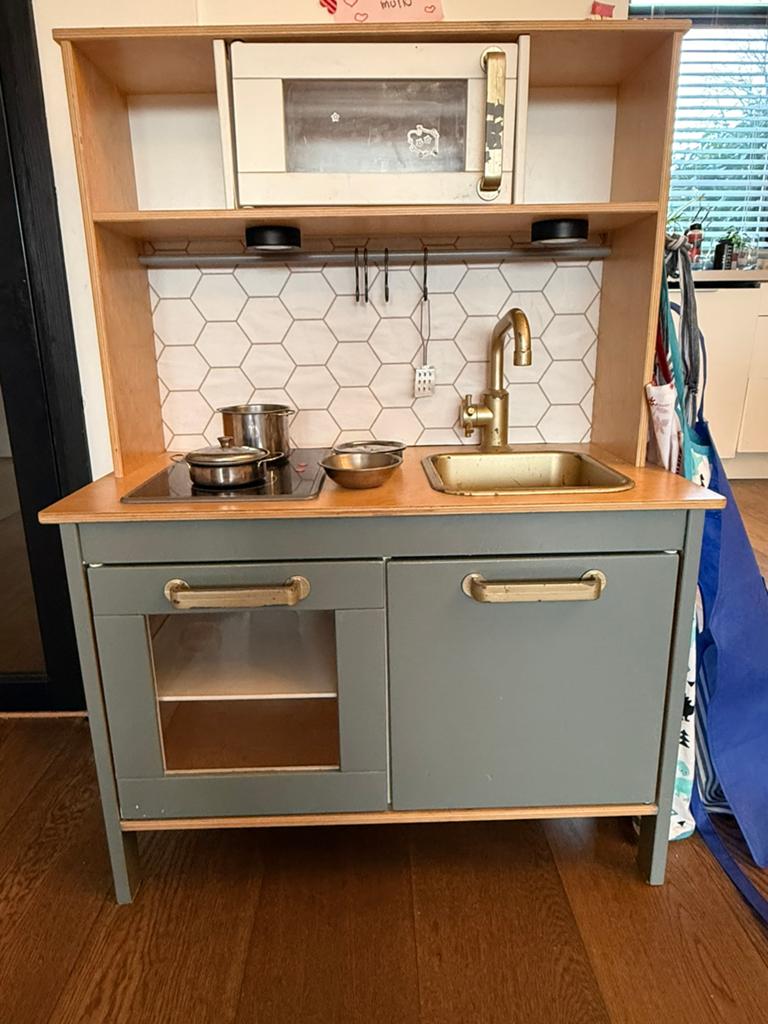 Houten speelgoedkeuken met accessoires, Ophalen, Gebruikt, Meubelstuk of Keukentje
