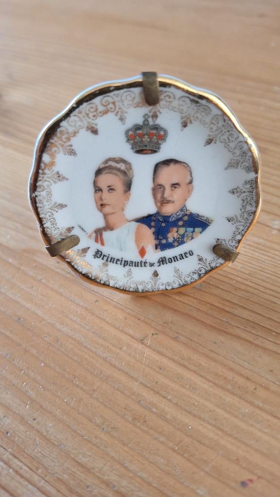 Grace Kelly Rainier monaco porzelein, Ophalen of Verzenden, Zo goed als nieuw, Kaart, Foto of Prent