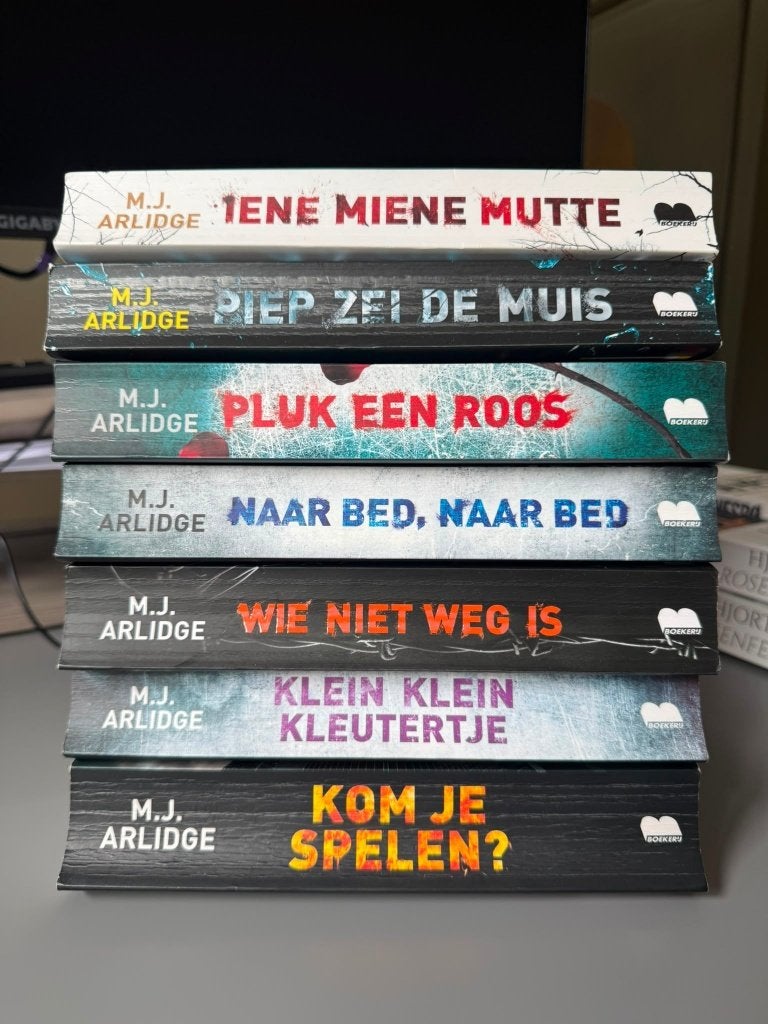 M.J. Arlidge thrillers - Complete serie (7 boeken), Boeken, Ophalen, Europa overig, Zo goed als nieuw, M.J. Arlidge