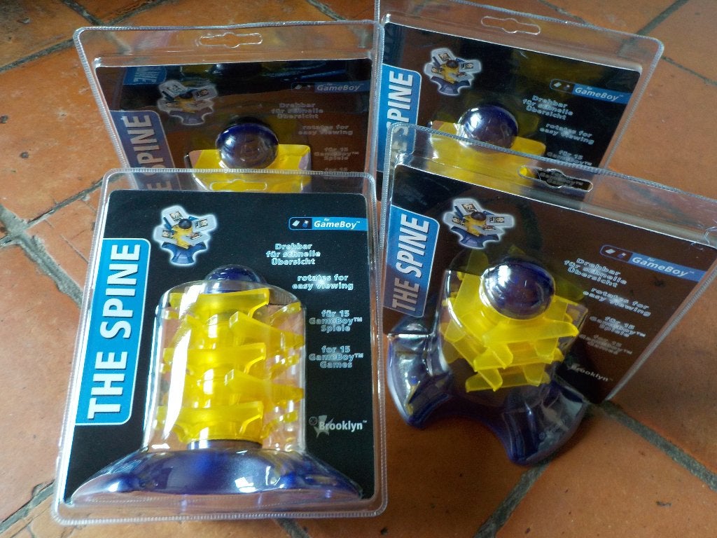 4 X Nintendo Gameboy The Spine - opbergtoren spellen NIEUW, Spelcomputers en Games, Overige genres, 1 speler, Nieuw, Ophalen of Verzenden