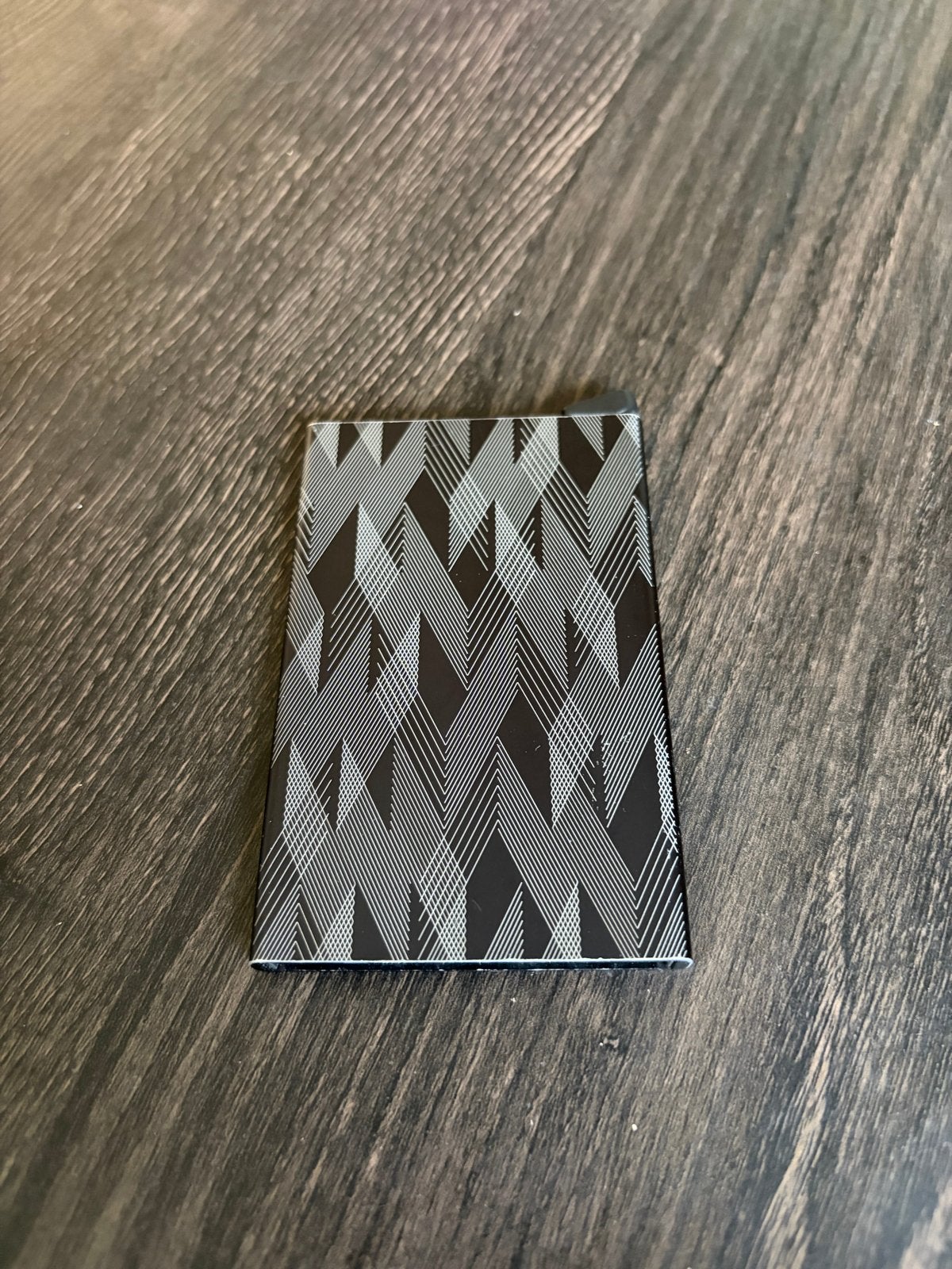 Secrid geometrisch patroon pasjeshouder, Ophalen of Verzenden, Gebruikt