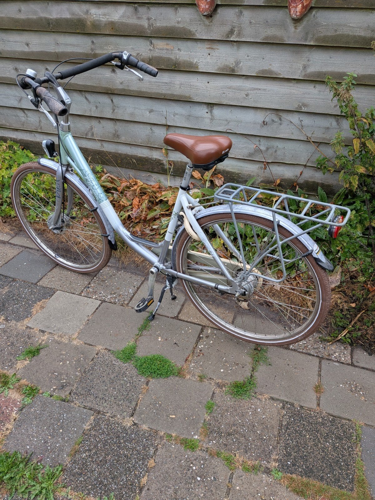 Damesfiets met lage instap en versnellingen, Fietsen en Brommers, Ophalen, Batavus, Versnellingen, Trommelrem