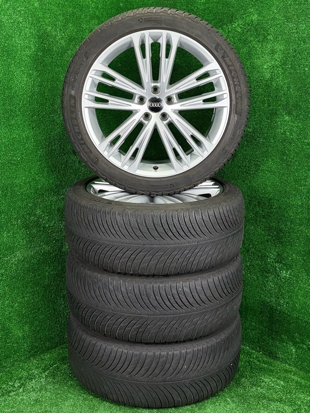 Originele 20 inch Audi S-line velgen met winterbanden A6 A7, Gebruikt, 255 mm, -, -