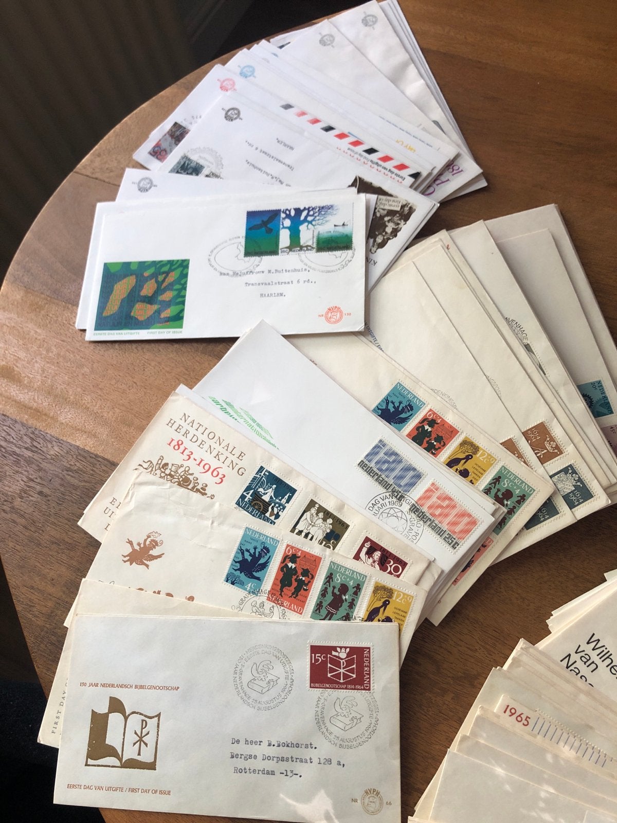 Grote collectie Eerste Dag Enveloppen (EDE) - Nederland, Ophalen of Verzenden, Beschreven, Nederland