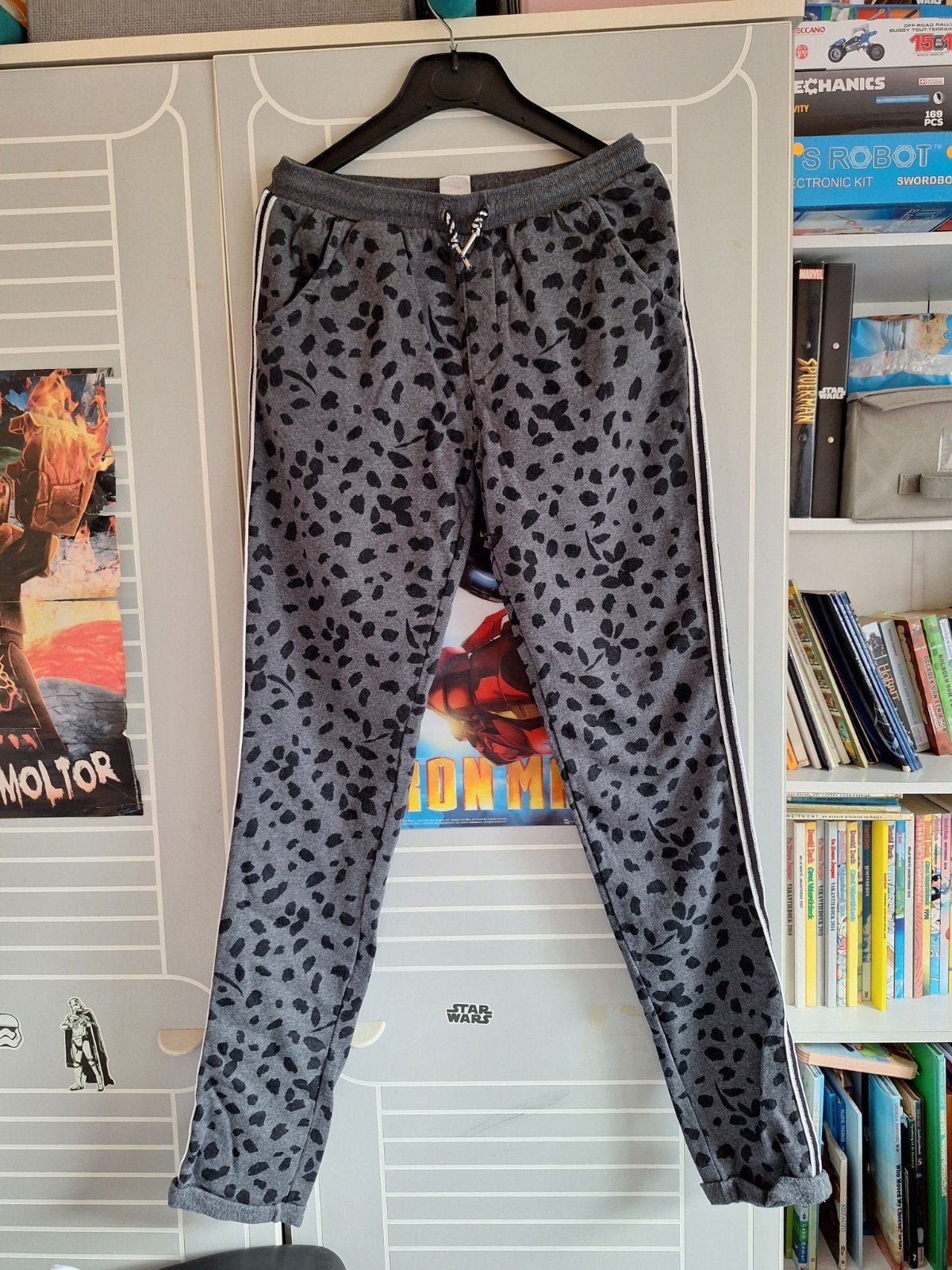 Hema casual broekje mt 158/164, Kinderen en Baby's, Kinderkleding | Maat 158, Broek, Gebruikt, Meisje, Ophalen of Verzenden