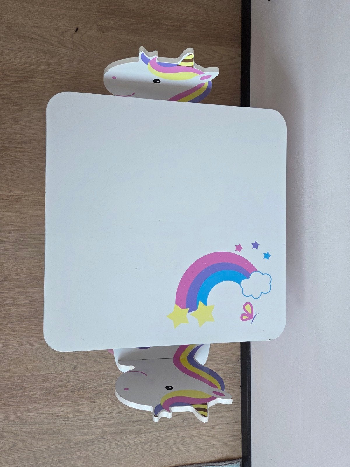 leuk unicorn tafeltje met 2 stoeltjes, Kinderen en Baby's, Ophalen, Tafel(s) en Stoel(en)