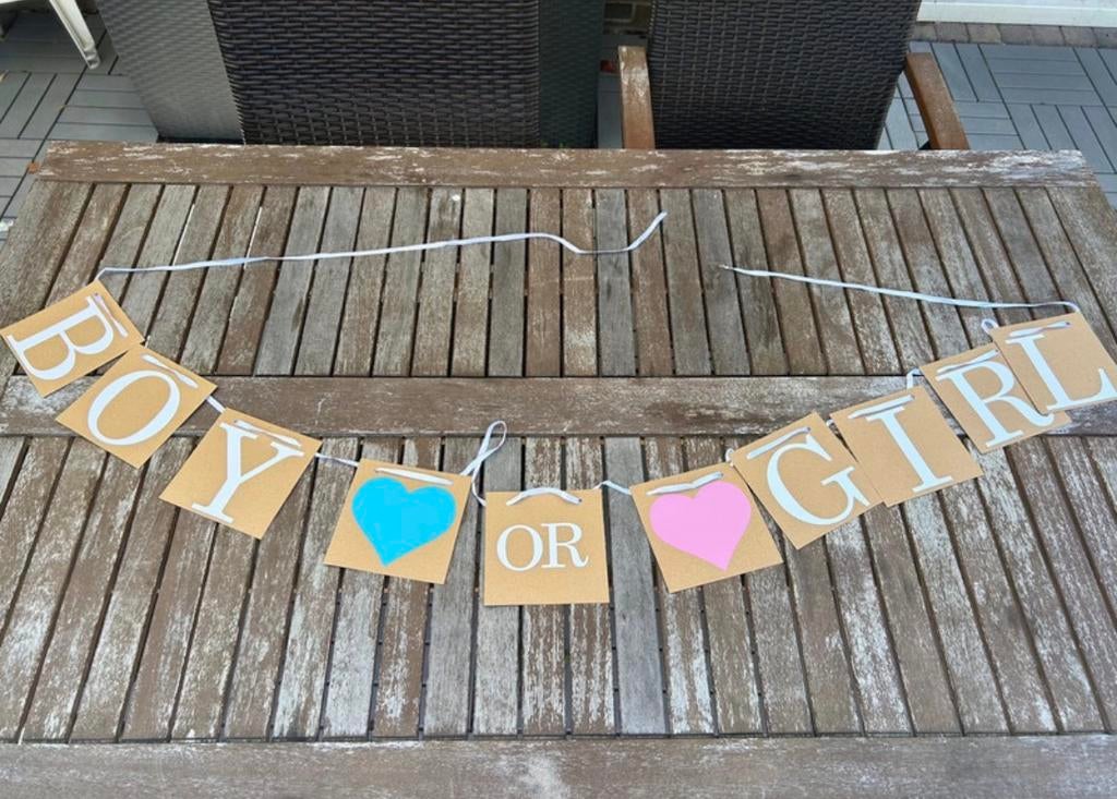 Gender reveal slinger boy or girl 3 meter feestdecoratie, Hobby en Vrije tijd, Feestartikelen, Ophalen of Verzenden, Zo goed als nieuw