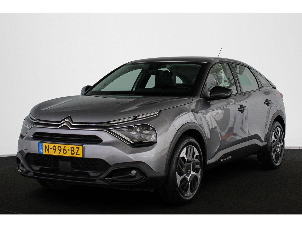 Citroën C4 1.2 Puretech Feel 130PK Navigatie Camera Appple, Auto's, Voorwielaandrijving, Gebruikt, 1199 cc, Origineel Nederlands