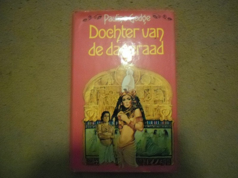 Dochter van de Dageraad, Boeken, Ophalen of Verzenden, Gelezen
