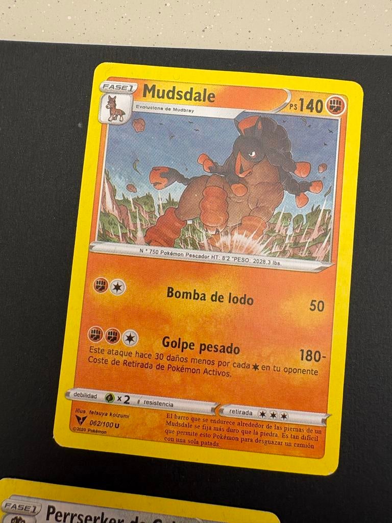Pokémon Kaart Mudsdale 062/100 U - Spaans, Ophalen of Verzenden, Zo goed als nieuw, Losse kaart