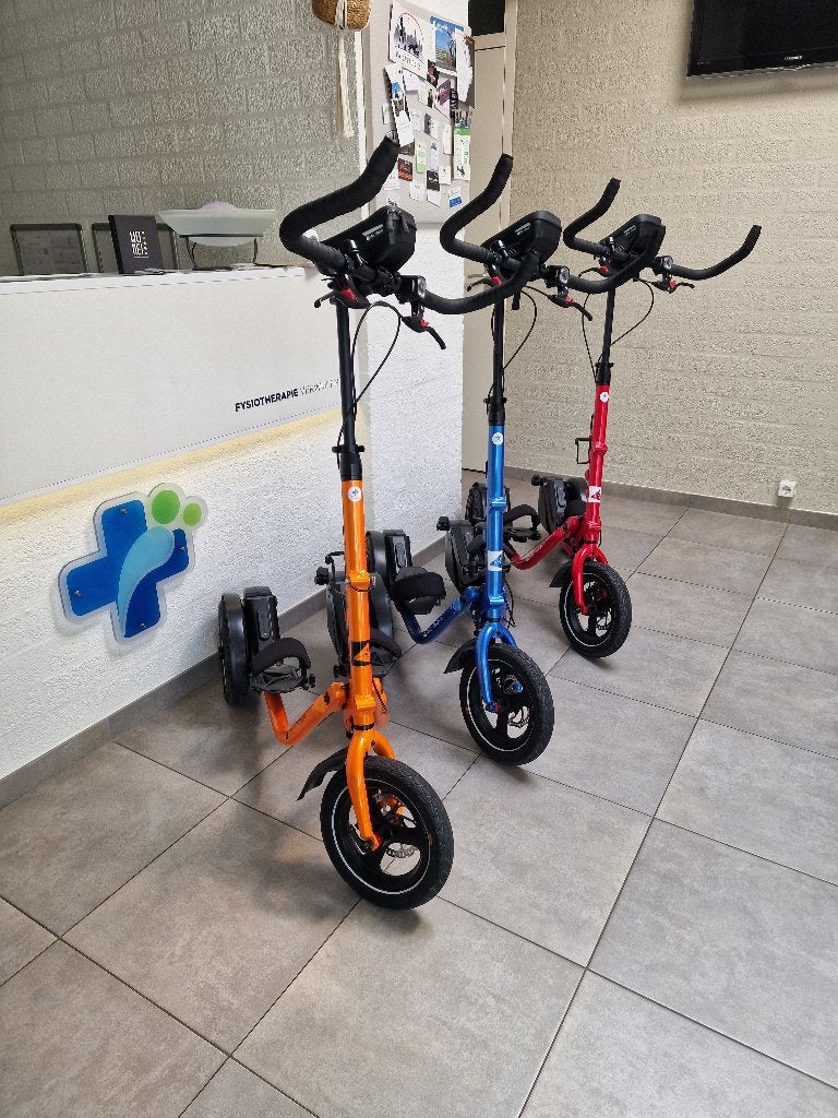 Me-Mover's Vrijwel nieuw Officiële dealer Incl. accessoires