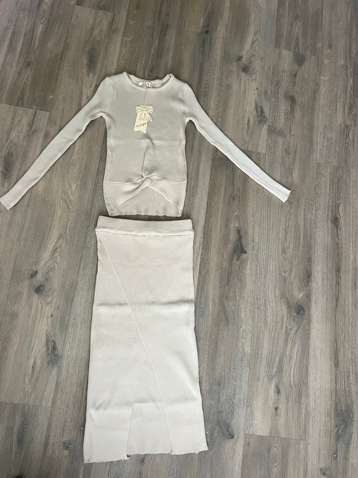 Emma & Ashley Design Ribgebreide Set: Top & Rok, Maat 38/40 (M), Beige, Nieuw, Ophalen of Verzenden