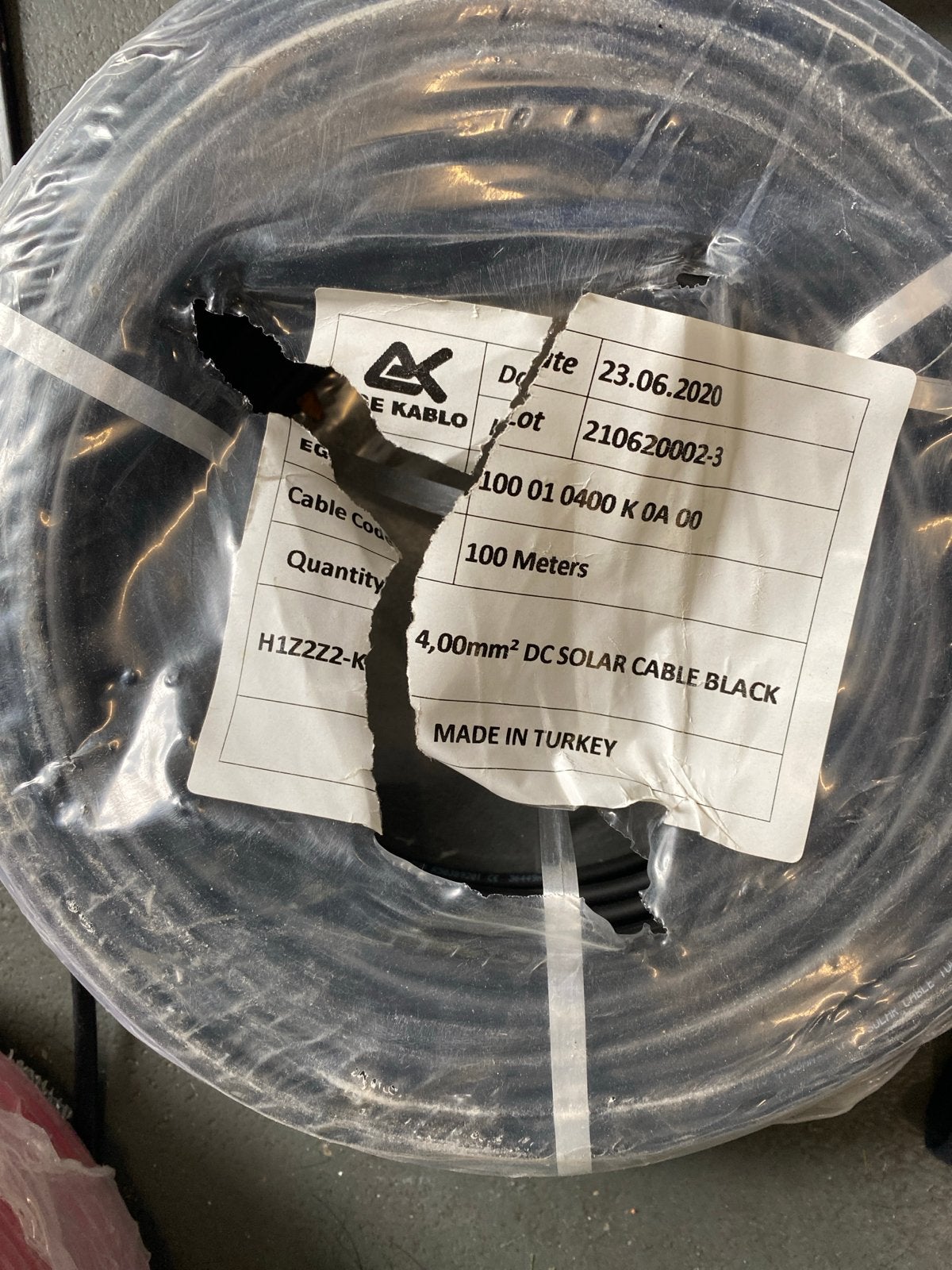 Zwarte DC Solar Kabel - Ongebruikt restant, Doe-het-zelf en Verbouw, Elektra en Kabels, Ophalen, Zo goed als nieuw, Overige typen