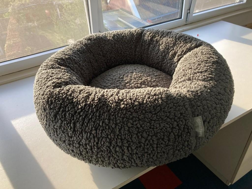 Beeztees jaxx orthopedische donutmand, Dieren en Toebehoren, Hondenmanden, Ophalen of Verzenden, Zo goed als nieuw, Pluche