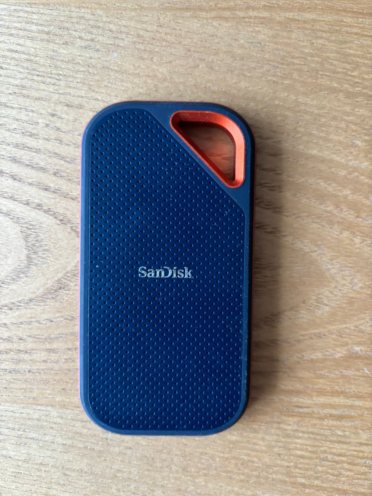 SanDisk Extreme Portable SSD 2TB, SSD, Ophalen of Verzenden, Zo goed als nieuw, Laptop