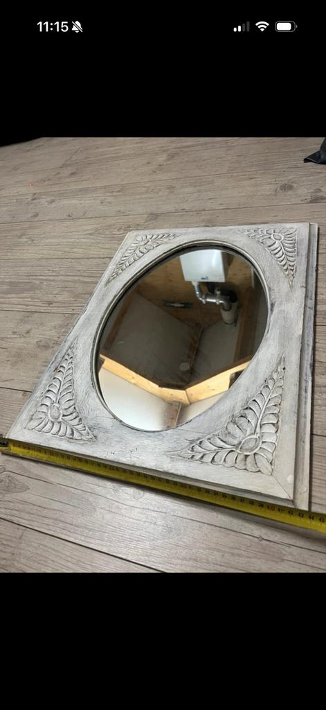 Decoratieve spiegel met houtsnijwerk, Huis en Inrichting, Woonaccessoires | Spiegels, 100 tot 150 cm, Ophalen of Verzenden, Zo goed als nieuw
