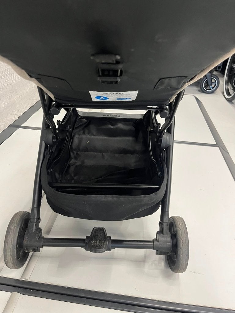 Air Buggy Nougat – De Ultieme Reisbuggy, Ophalen of Verzenden, Zo goed als nieuw, Verstelbare rugleuning