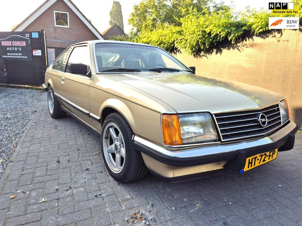 Opel MONZA SC Automaat Schuif/ kantel dak Lm Trekhaak 46691, Auto's, Opel, Bedrijf, Te koop, Overige modellen, Boordcomputer, Electronic Stability Program (ESP)