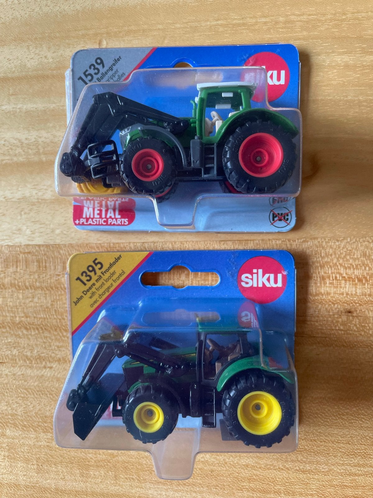 John Deere en Fendt trekker. schaal 1:87, Hobby en Vrije tijd, Ophalen, Nieuw, Hijskraan, Tractor of Landbouw, SIKU