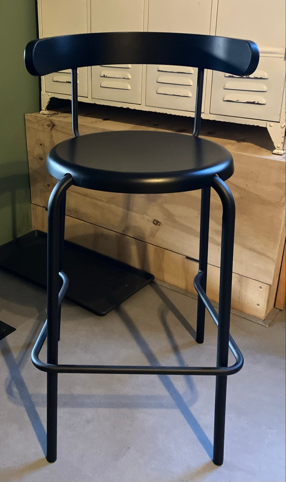 IKEA YNGVAR Barkruk, antraciet, 75 cm zithoogte, Huis en Inrichting, Barkrukken, Ophalen, Met voetsteun, Zo goed als nieuw, Metaal