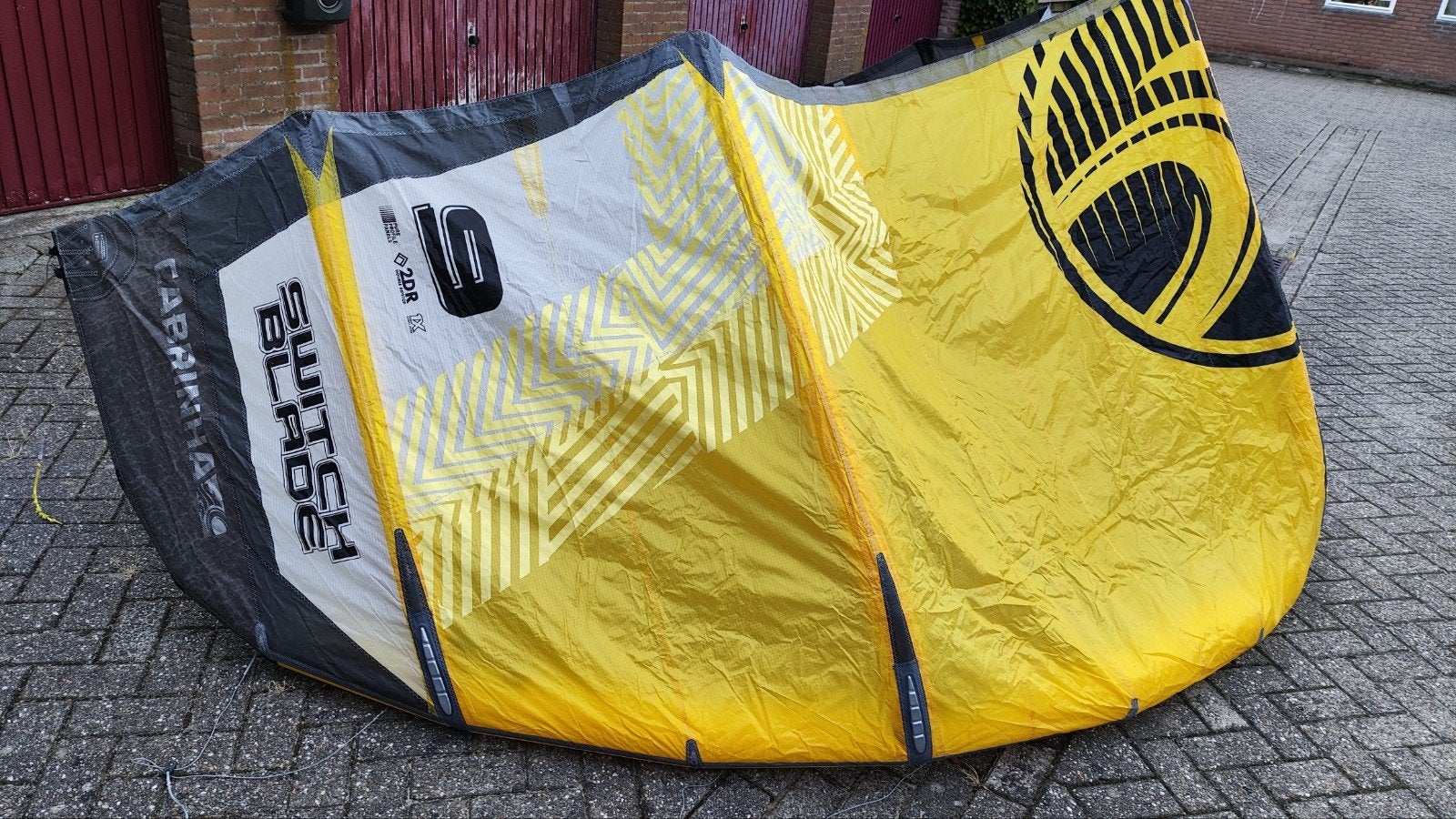 Kiteset: Cabrinha Switchblade 7m + 9m + bar, Watersport en Boten, Kitesurfen, Kitesurf-set, 9 m², Geen board, Ophalen of Verzenden