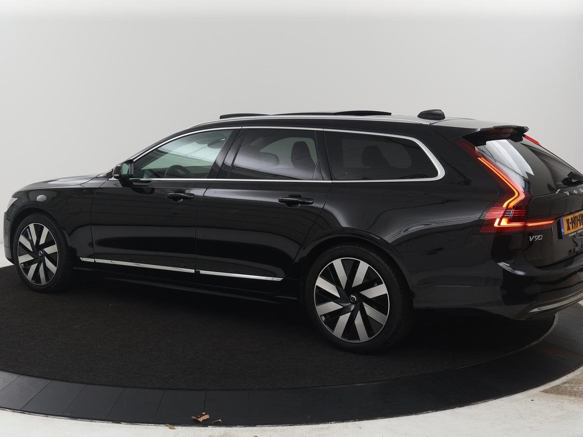 Volvo V90 2.0 T8 Plug-in hybrid AWD Plus Bright | SOH 97,1 |, Automaat, 4 cilinders, 1969 cc, 180 min