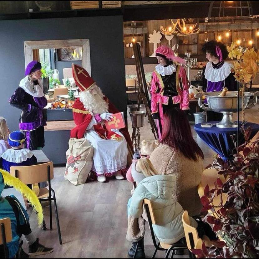 Sinterklaas op bezoek, Diversen, Ophalen
