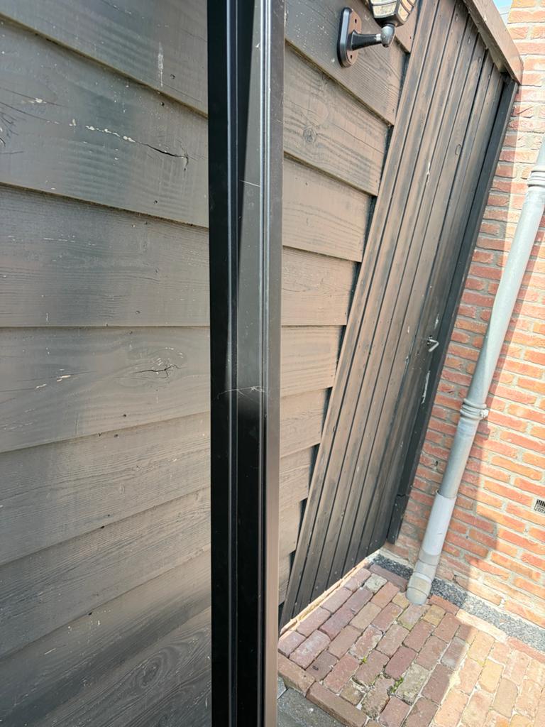 Meranti deurkozijn, Gebruikt, Deurkozijn, Metaal, 225 cm of meer