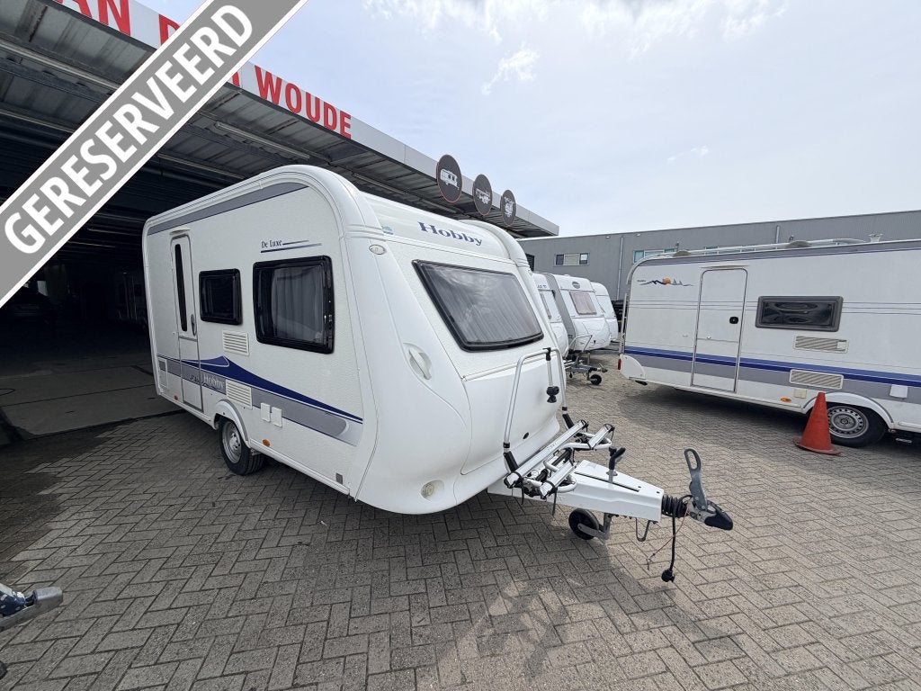 Hobby De Luxe 400 SF Mover, Zitje Dwarsbed, Caravans en Kamperen, Standaardzit, Hobby, Bedrijf, 750 - 1000 kg