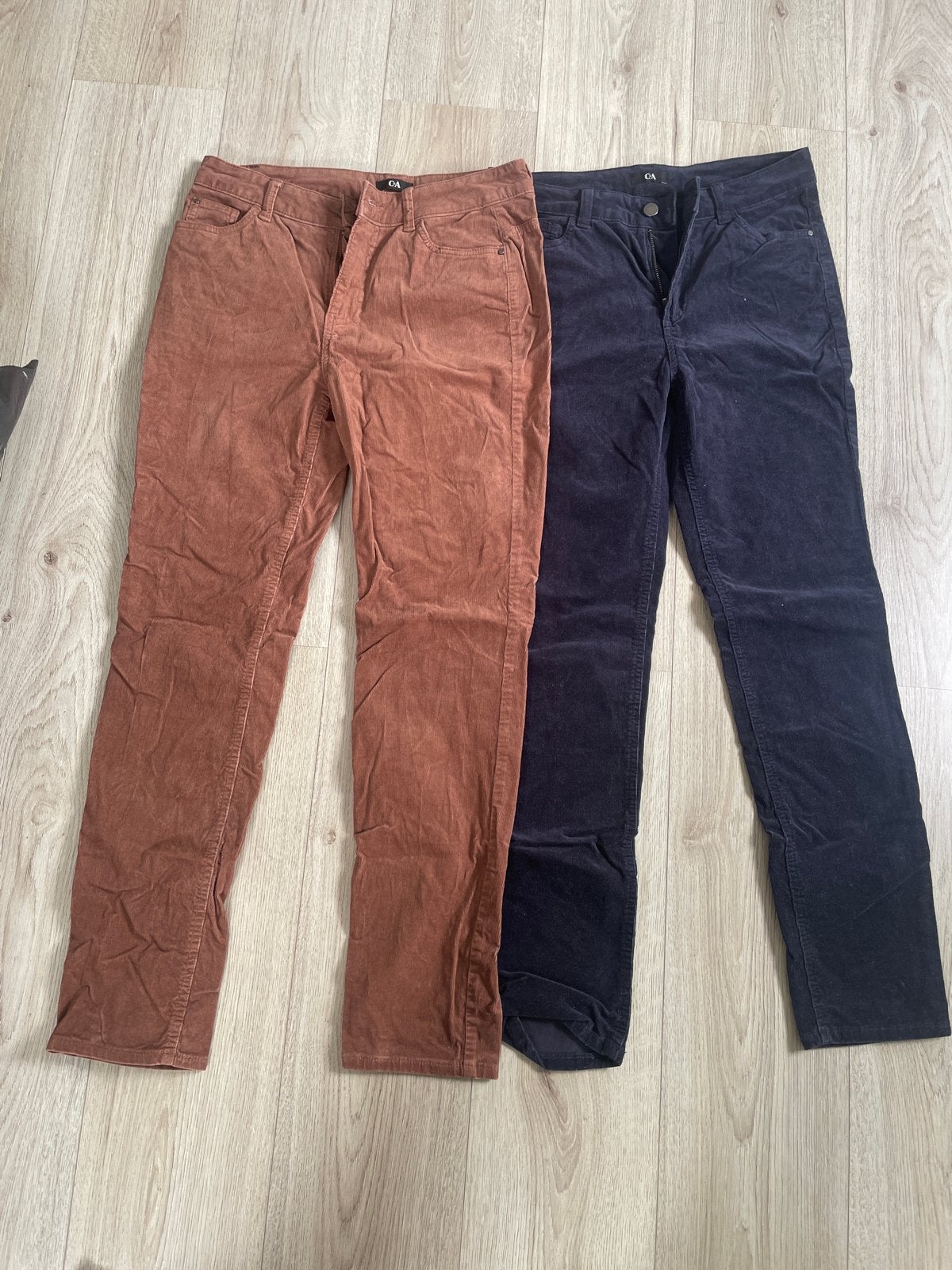 2 C&A ribbroeken, bruin en donkerblauw, maat 40 (M), Maat 38/40 (M), Bruin, Ophalen of Verzenden, Lang