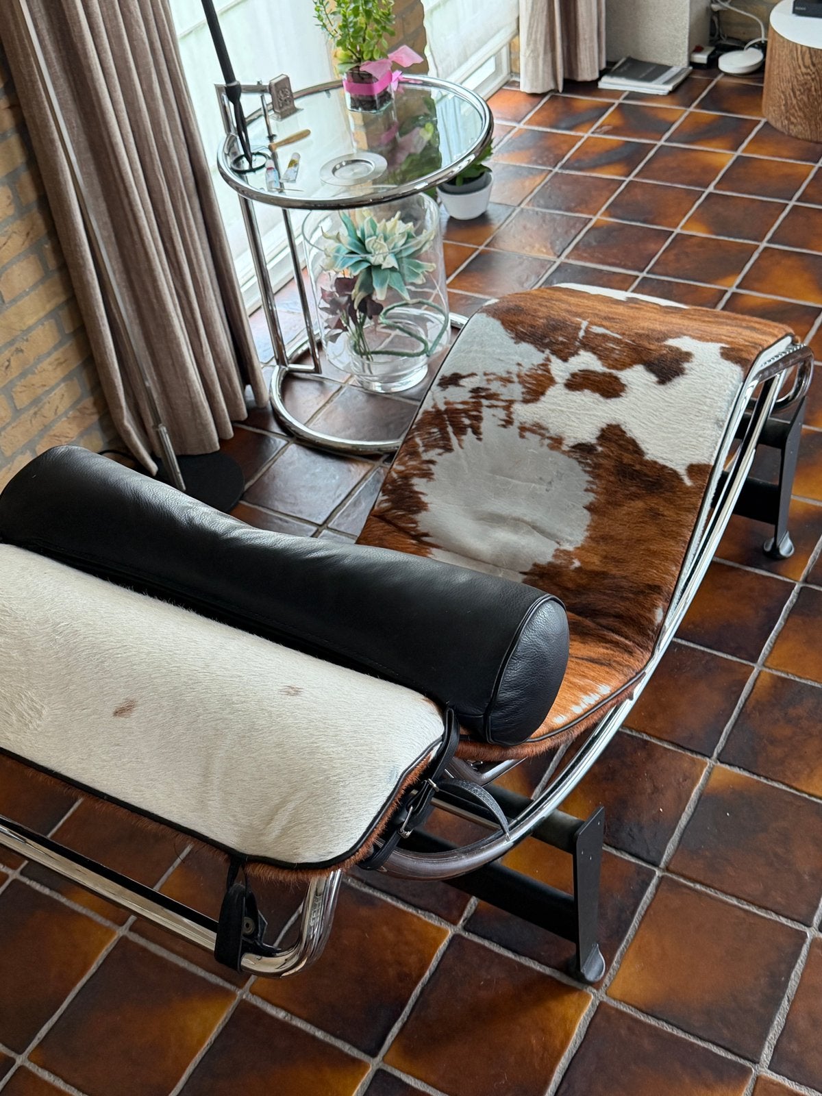 Mooie chaise longue (le corbusier remake), Huis en Inrichting, Banken | Sofa's en Chaises Longues, Ophalen of Verzenden, Zo goed als nieuw