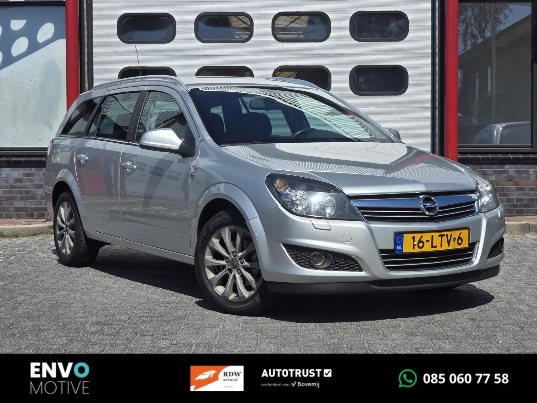 Opel Astra Wagon 1.6 111 years Edition Navi/Airco/Trekhaak, Auto's, Voorwielaandrijving, Gebruikt, 116 pk, Parkeersensor